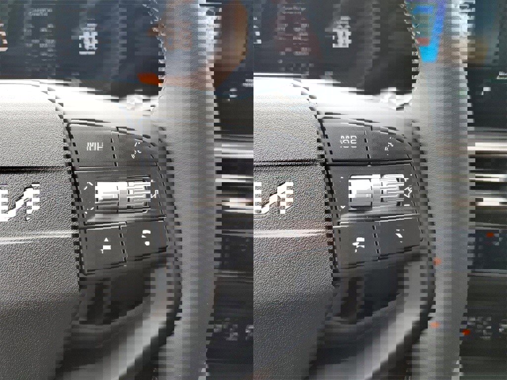 New 2026 Kia Sportage LX image 12