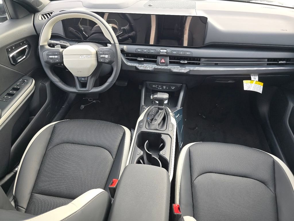 New 2025 Kia K4 GT-Line w/ GT-Line Premium Package image 21
