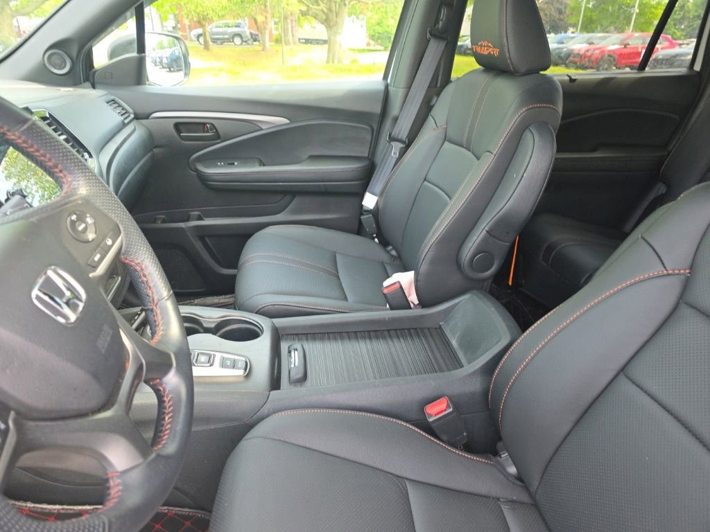 Used 2023 Honda Passport TrailSport image 21