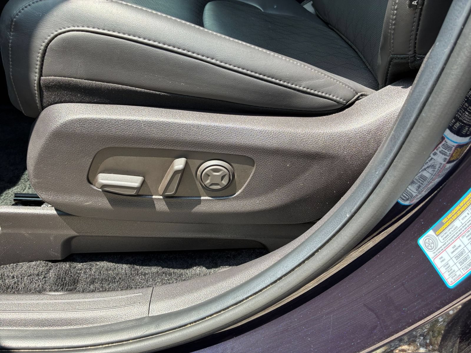 Used 2026 Kia Carnival FWD image 18