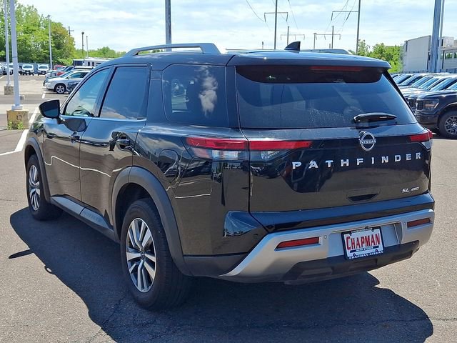 Used 2025 Nissan Pathfinder SL AWD/4WD image 3