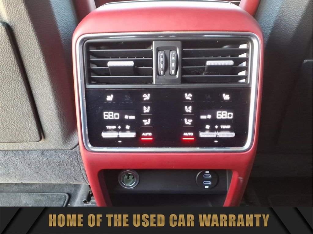 Used 2021 Porsche Cayenne Turbo image 28