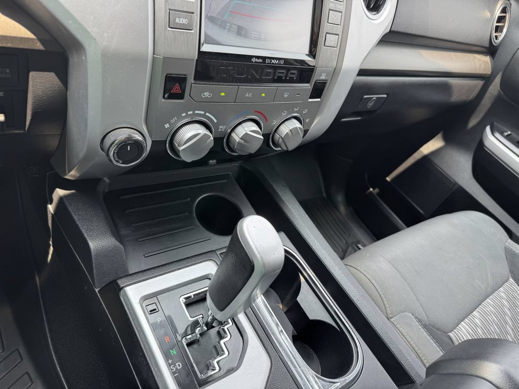 Used 2018 Toyota Tundra SR5 w/ SR5 Upgrade Package AWD/4WD image 22
