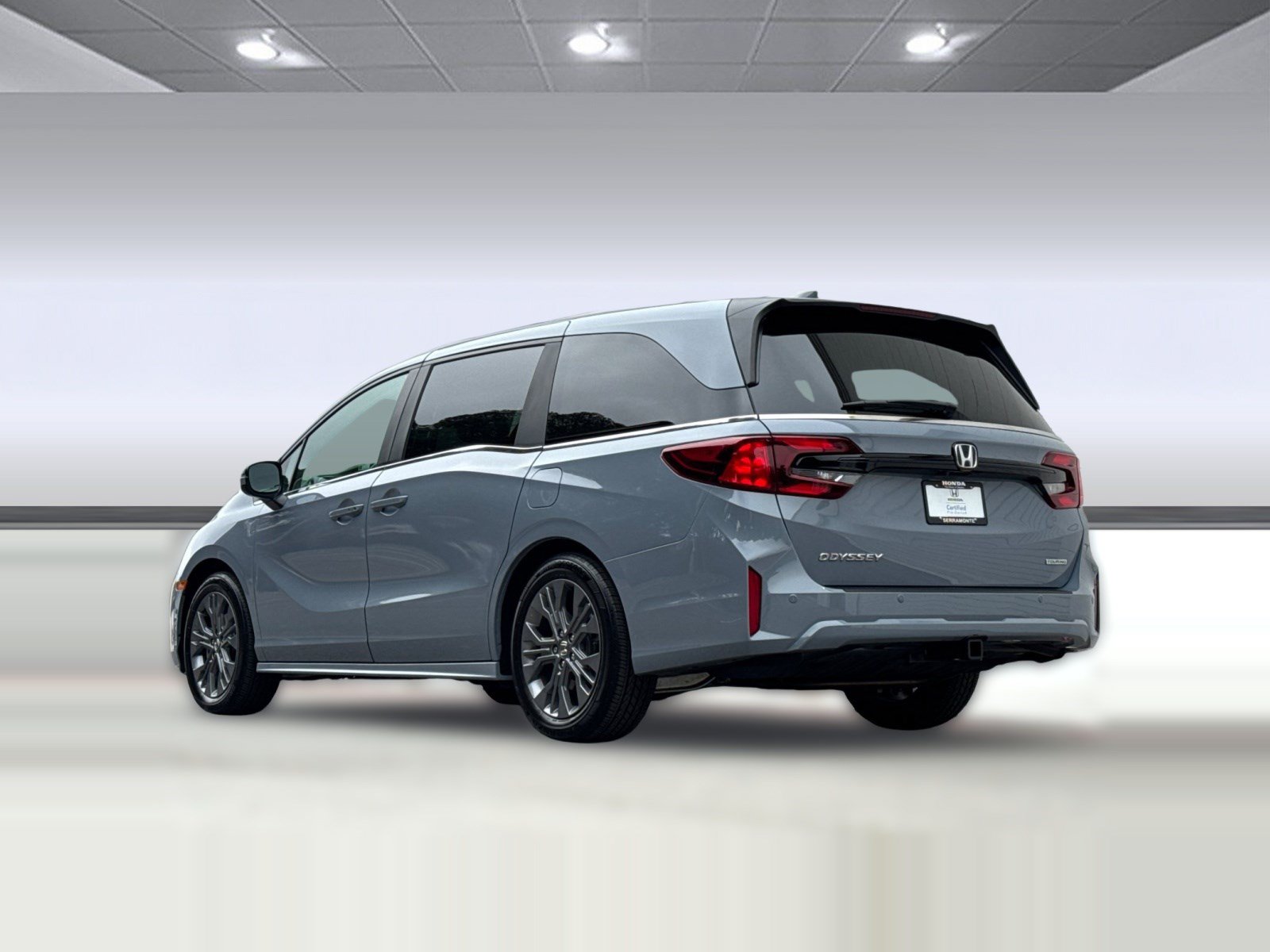 Certified 2026 Honda Odyssey Touring image 3