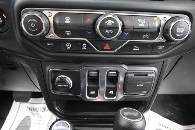 Used 2023 Jeep Wrangler Sport AWD/4WD image 17