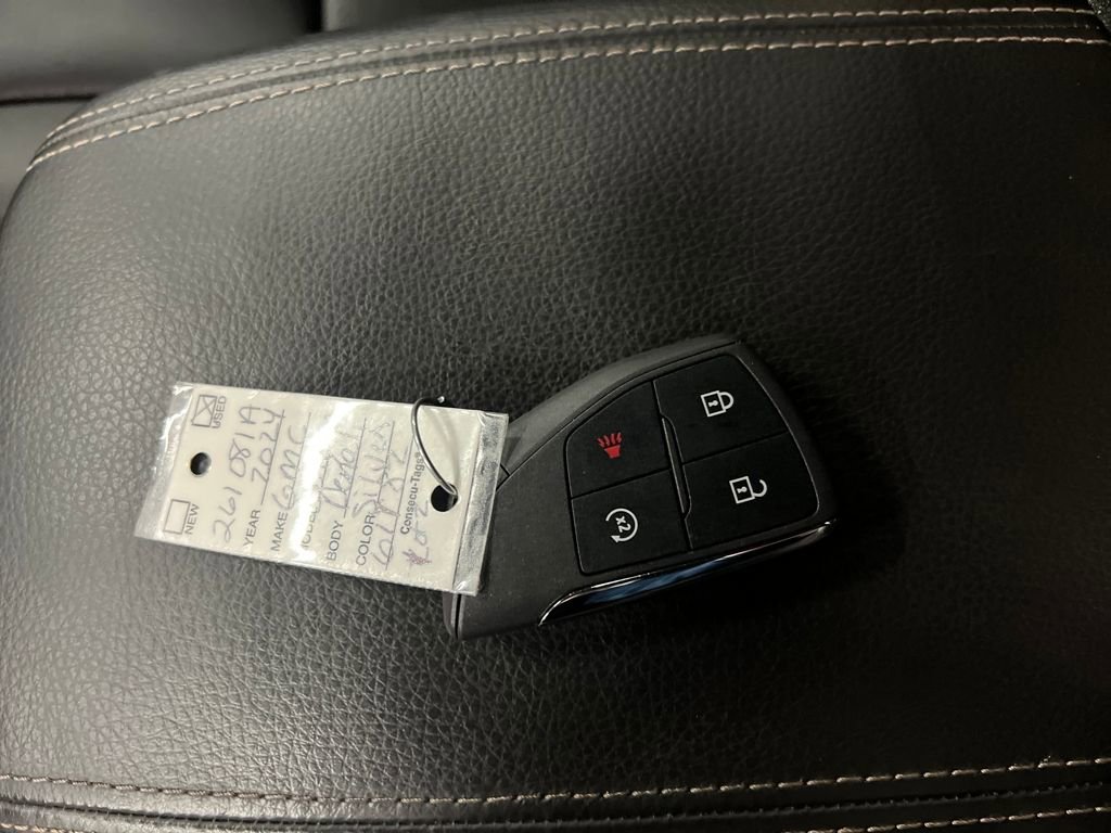 Certified 2024 GMC Canyon Denali image 30