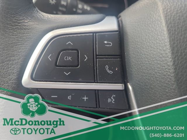 Certified 2025 Toyota Sienna XLE FWD image 23