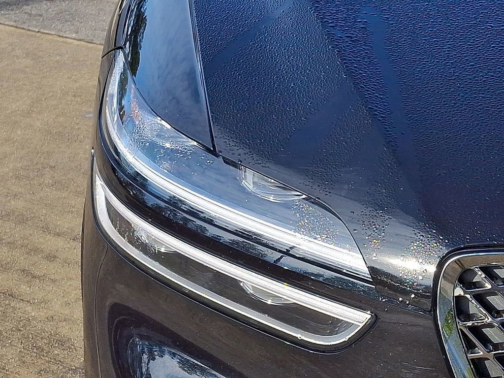 Used 2025 Genesis GV70 2.5T image 28