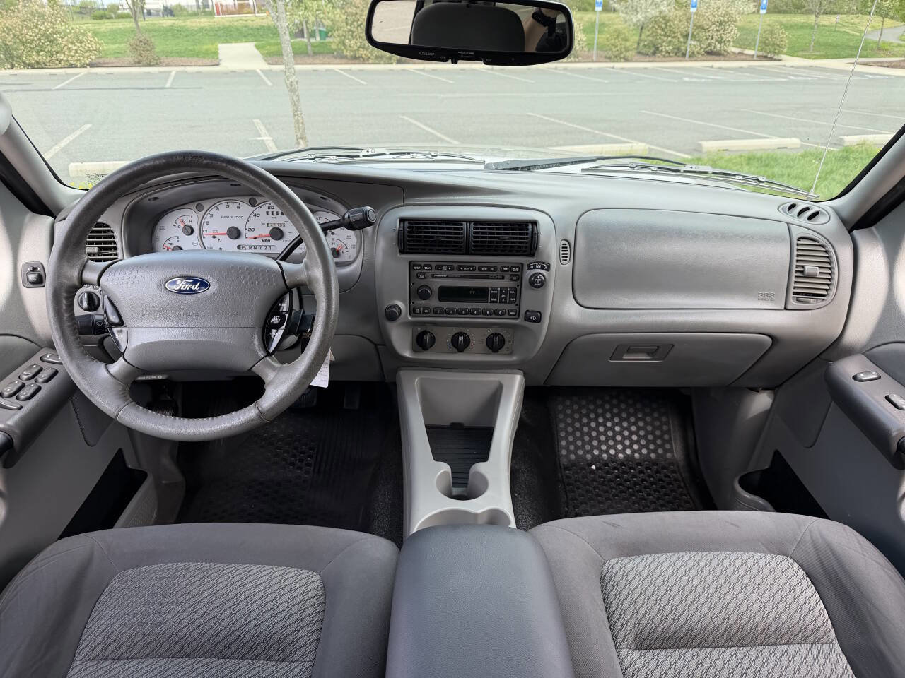 Used 2003 Ford Explorer Sport Trac XLT RWD image 16