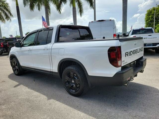 Used 2025 Honda Ridgeline Black Edition image 7