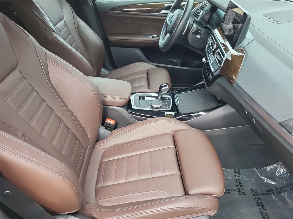 Used 2023 BMW X3 M40i w/ Premium Package image 16