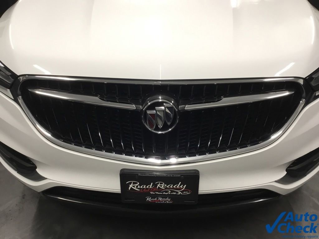 Used 2018 Buick Enclave Essence image 19