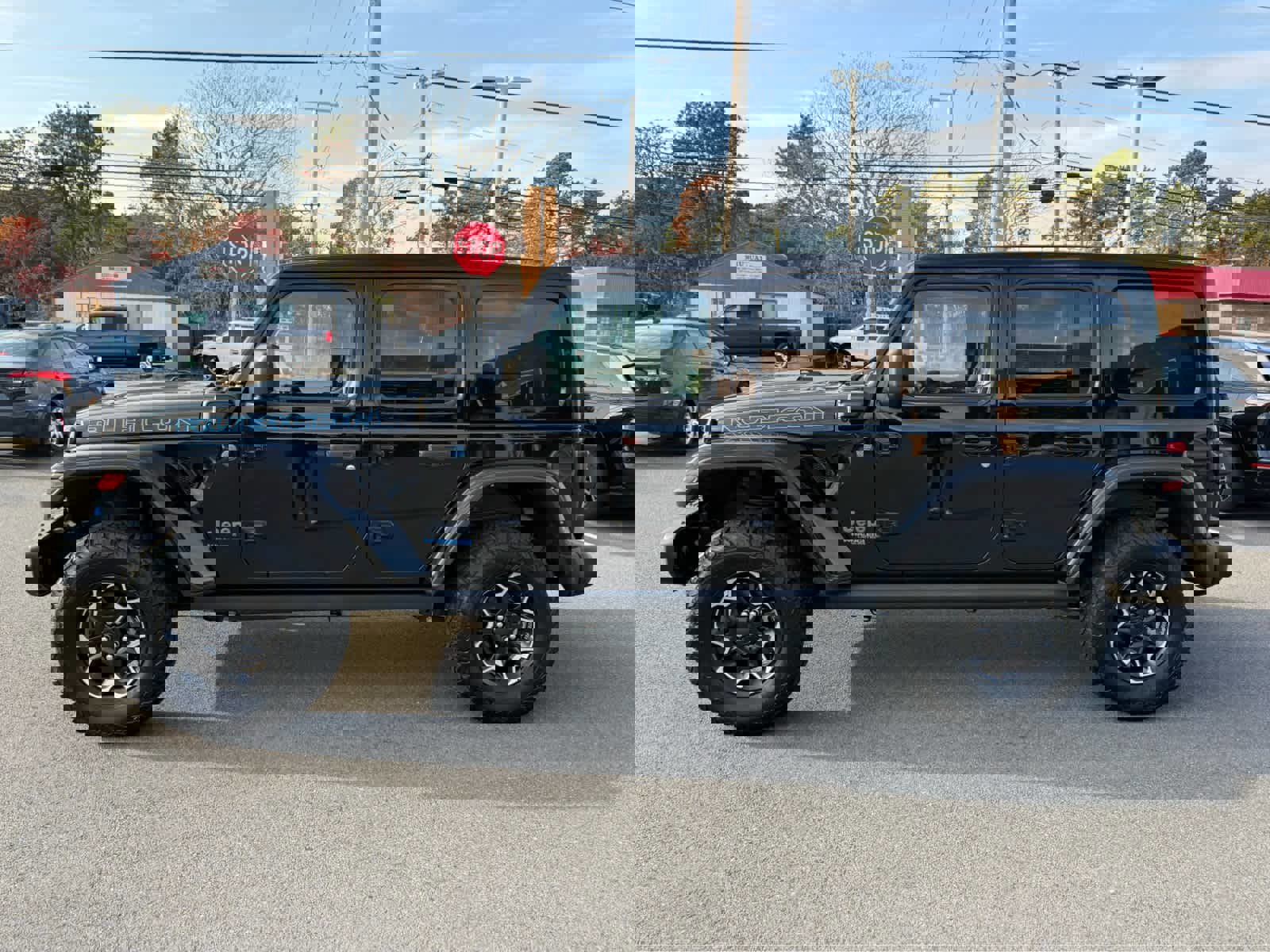 Used 2021 Jeep Wrangler Unlimited Rubicon 4xe w/ Steel Bumper Group image 8