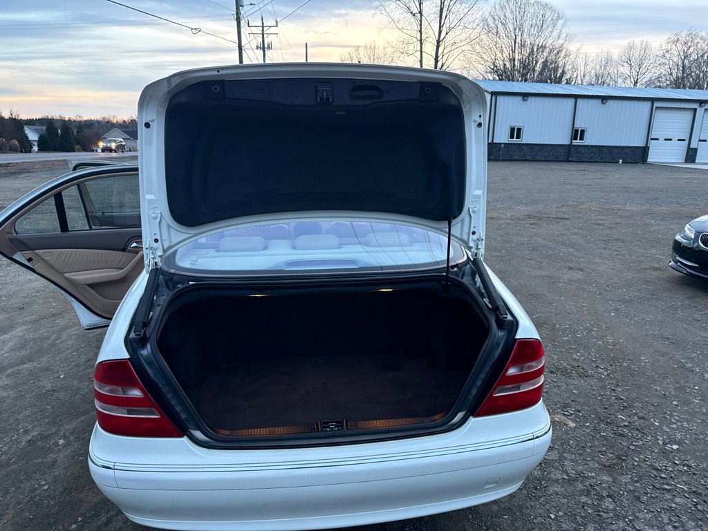 Used 2002 Mercedes-Benz S 500 image 11