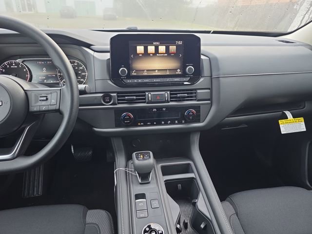 New 2025 Nissan Pathfinder S image 22