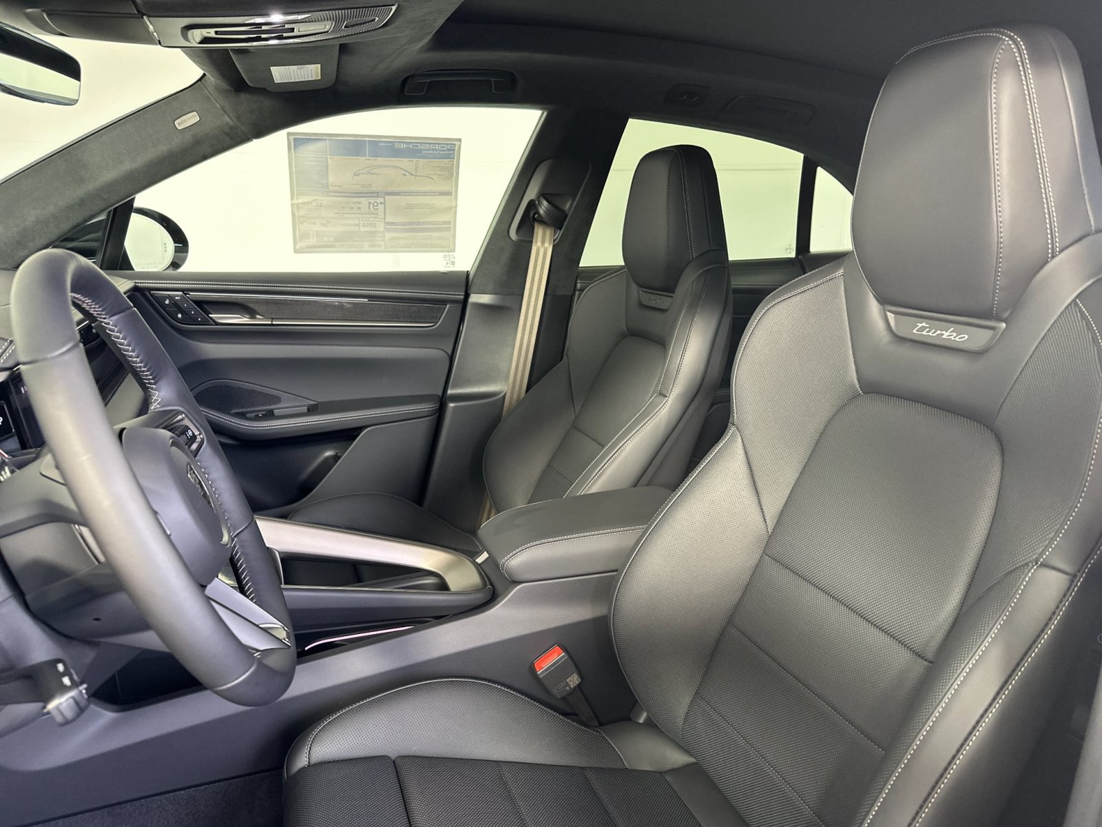 New 2026 Porsche Macan Turbo Electric AWD/4WD image 5