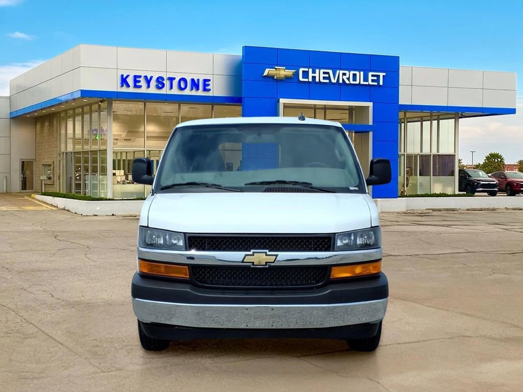 Used 2024 Chevrolet Express 2500 w/ Driver Convenience Package RWD image 2