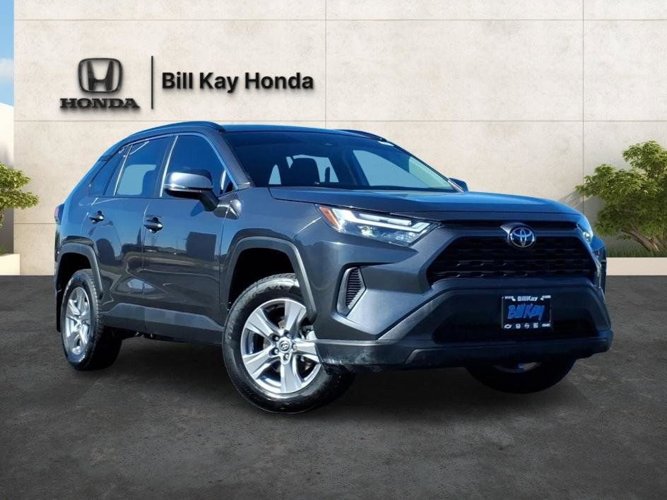 Used 2024 Toyota RAV4 XLE image 1