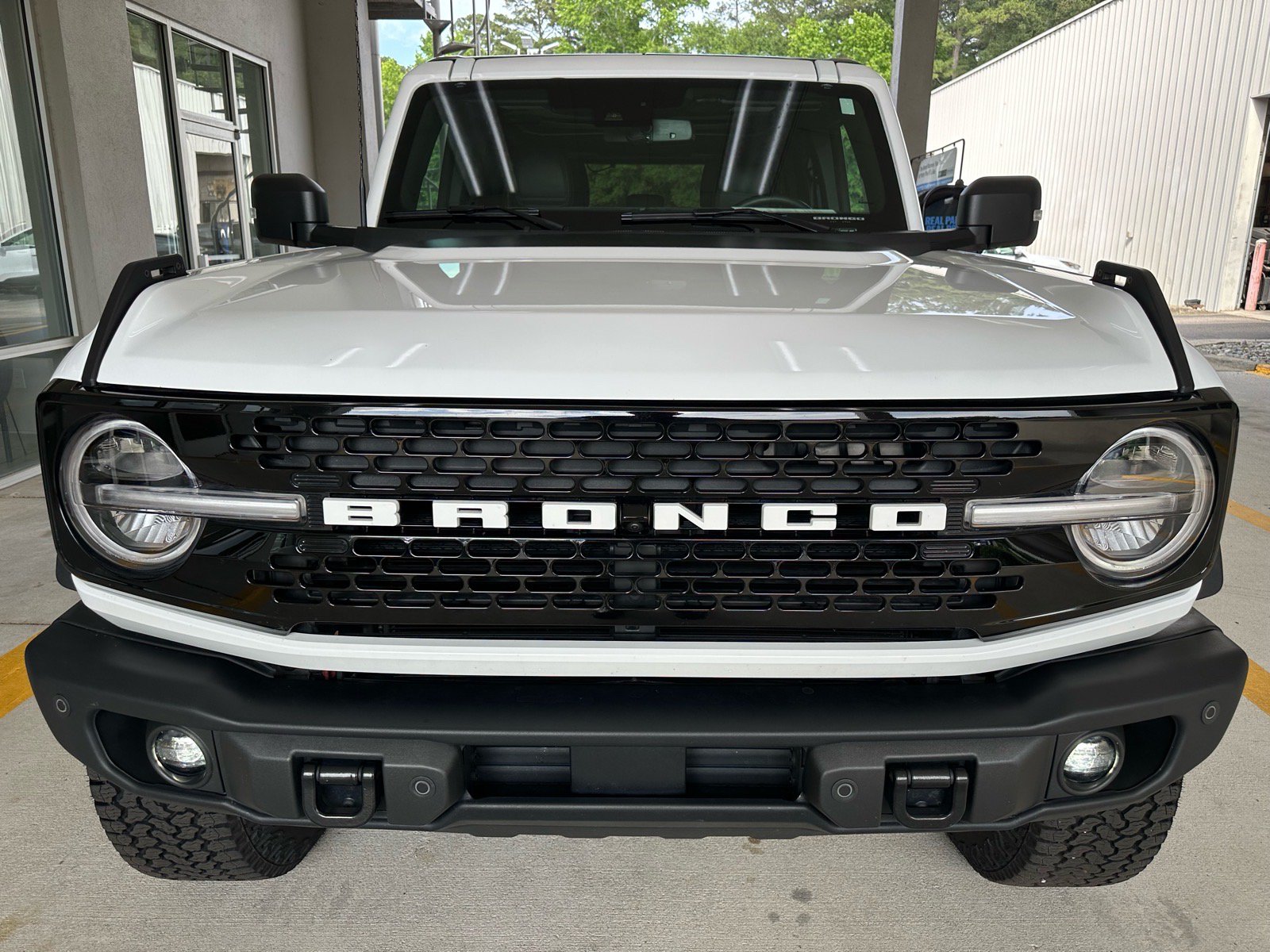 Certified 2025 Ford Bronco Badlands AWD/4WD image 8