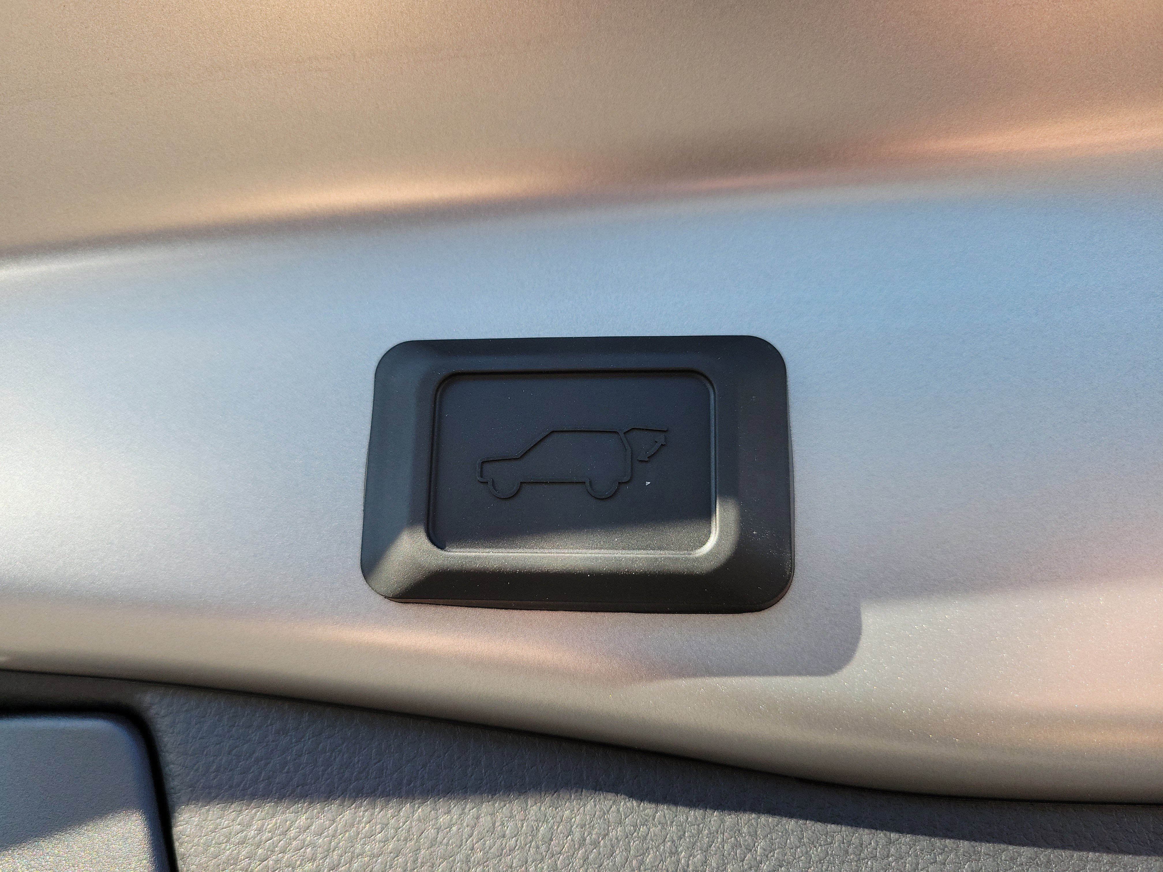 New 2025 Toyota RAV4 XLE w/ Convenience Package image 11