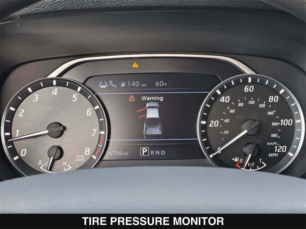 Used 2022 Nissan Frontier SV w/ Technology Package image 25