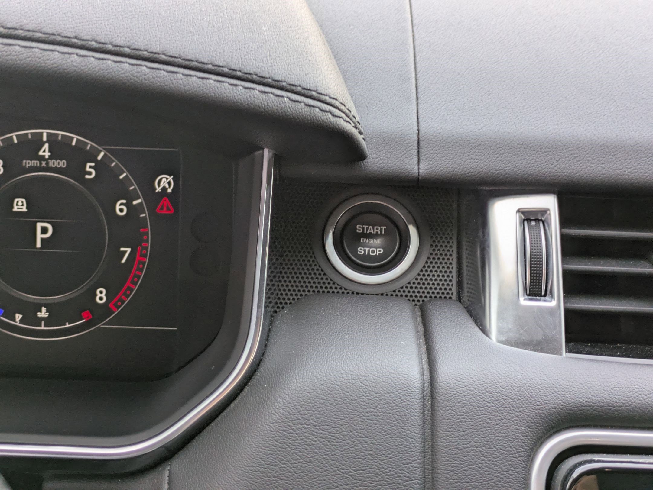 Used 2019 Land Rover Range Rover Sport HSE image 21