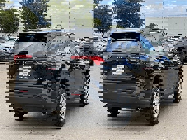 Certified 2023 Toyota RAV4 LE image 4