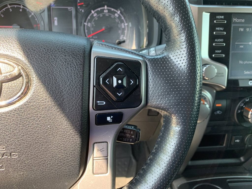 Used 2023 Toyota 4Runner SR5 Premium w/ Moonroof Package RWD image 31