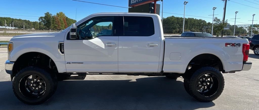 Used 2017 Ford F250 Lariat w/ Lariat Value Package AWD/4WD image 8