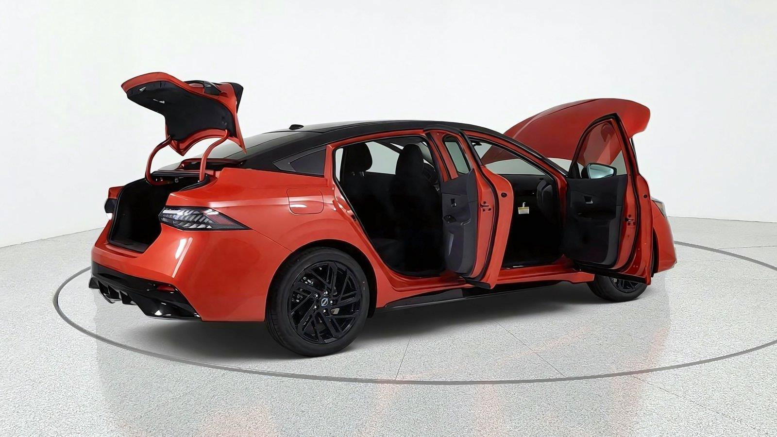 New 2027 Nissan Sentra SR w/ SR All Weather Package FWD image 14