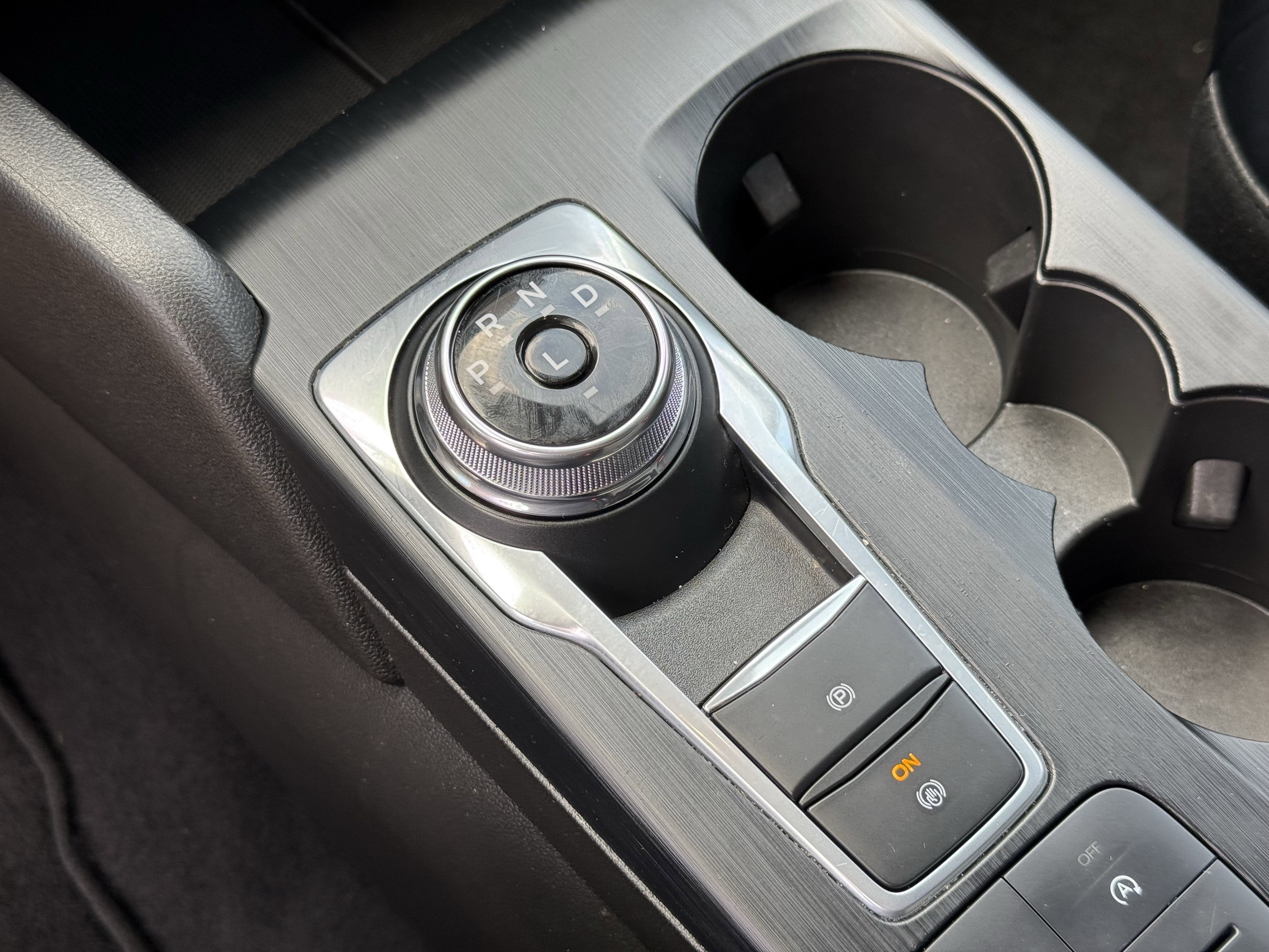 Used 2025 Ford Escape ST-Line image 24