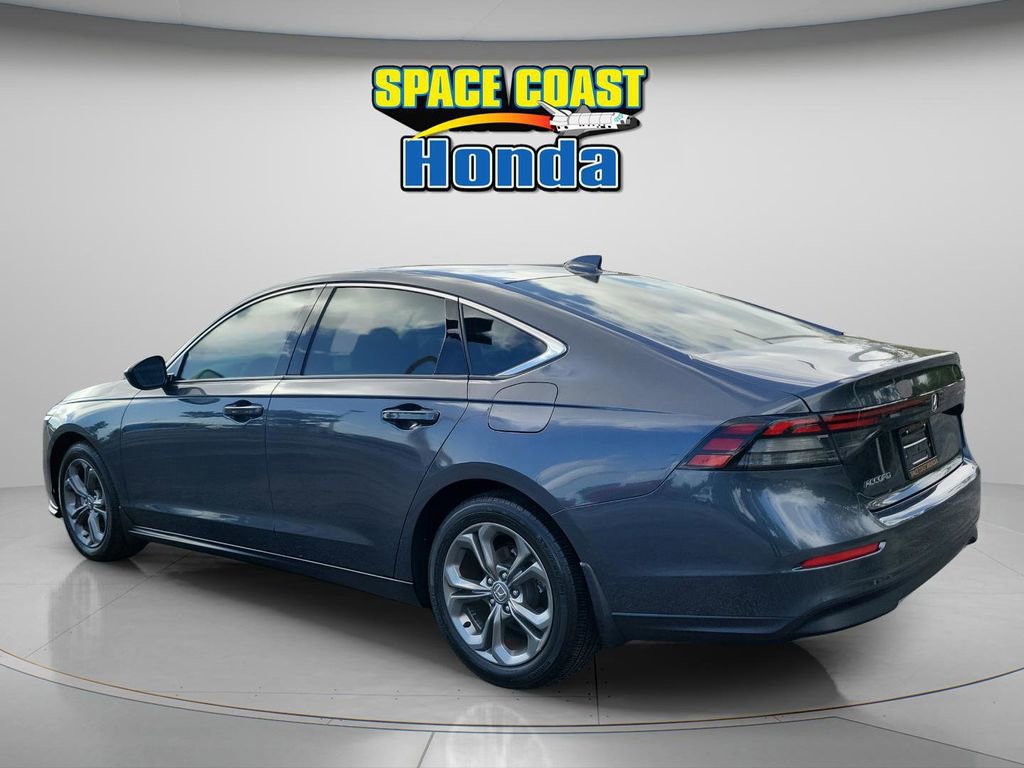 Used 2023 Honda Accord EX image 5