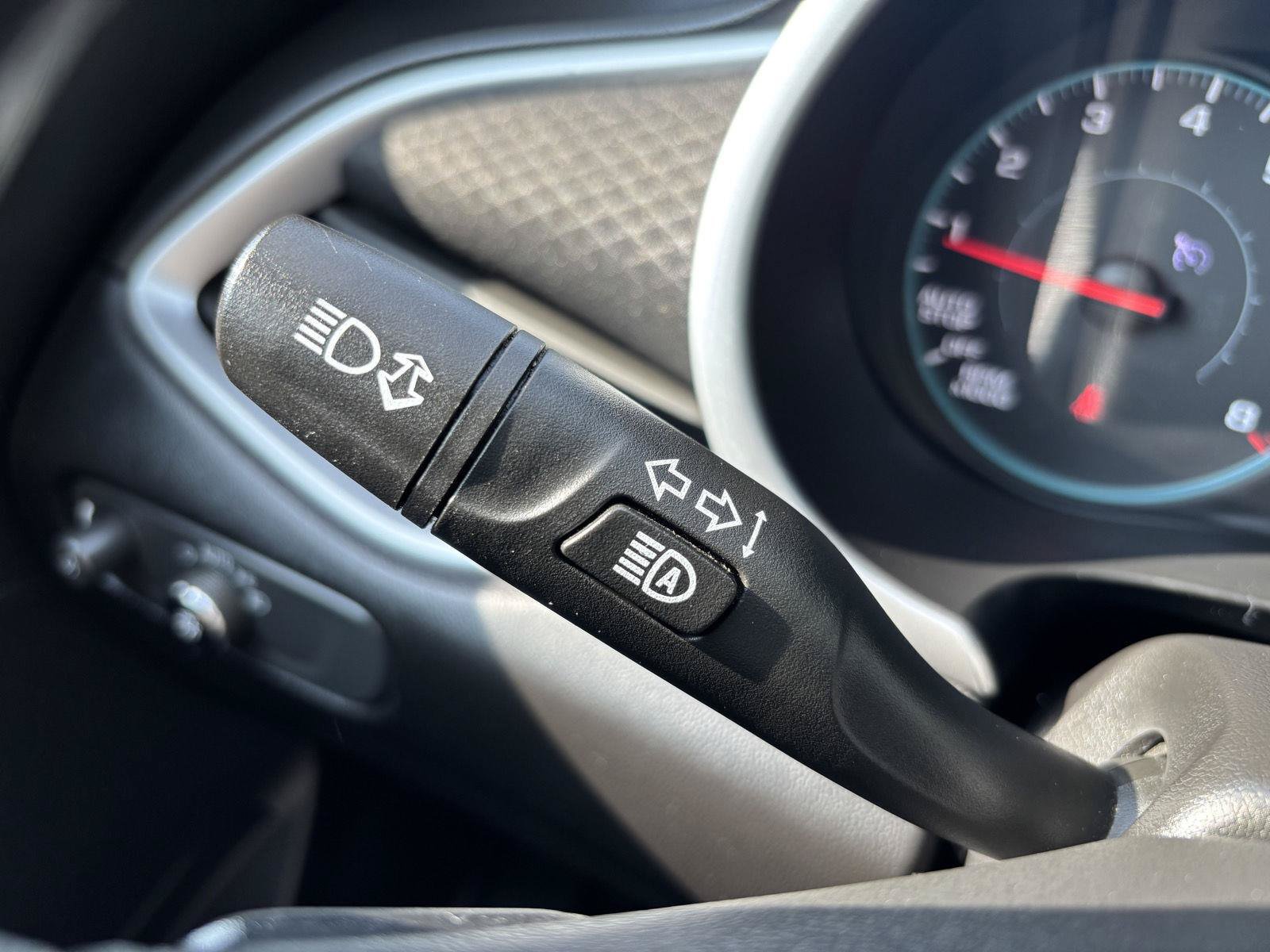 Used 2024 Chevrolet Malibu LT FWD image 30