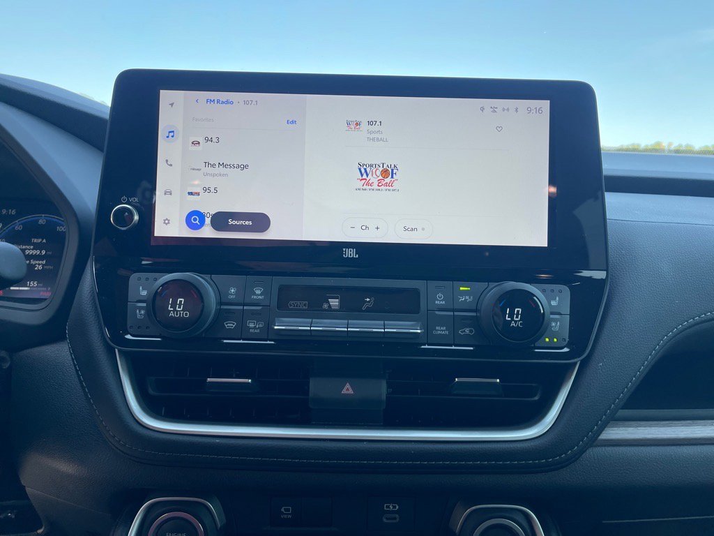 Used 2024 Toyota Grand Highlander Limited image 5