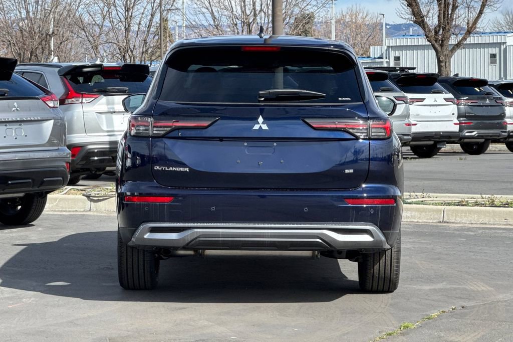 New 2026 Mitsubishi Outlander SE AWD/4WD image 5