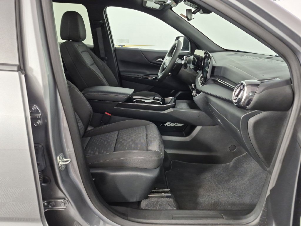 Certified 2026 Chevrolet Equinox LT FWD image 37