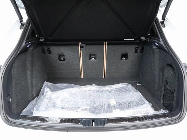 New 2026 Porsche Macan S image 32