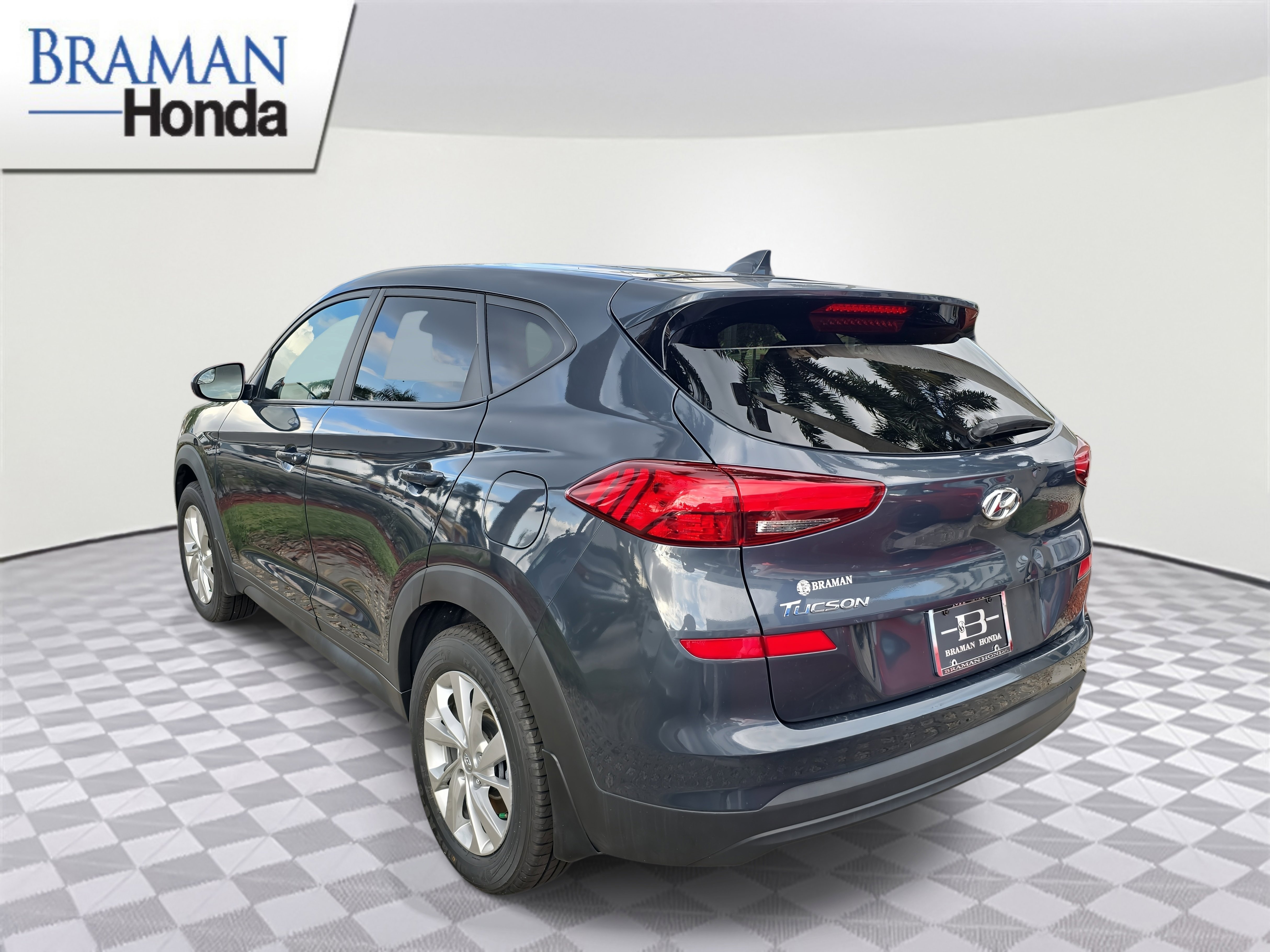 Used 2019 Hyundai Tucson SE image 4
