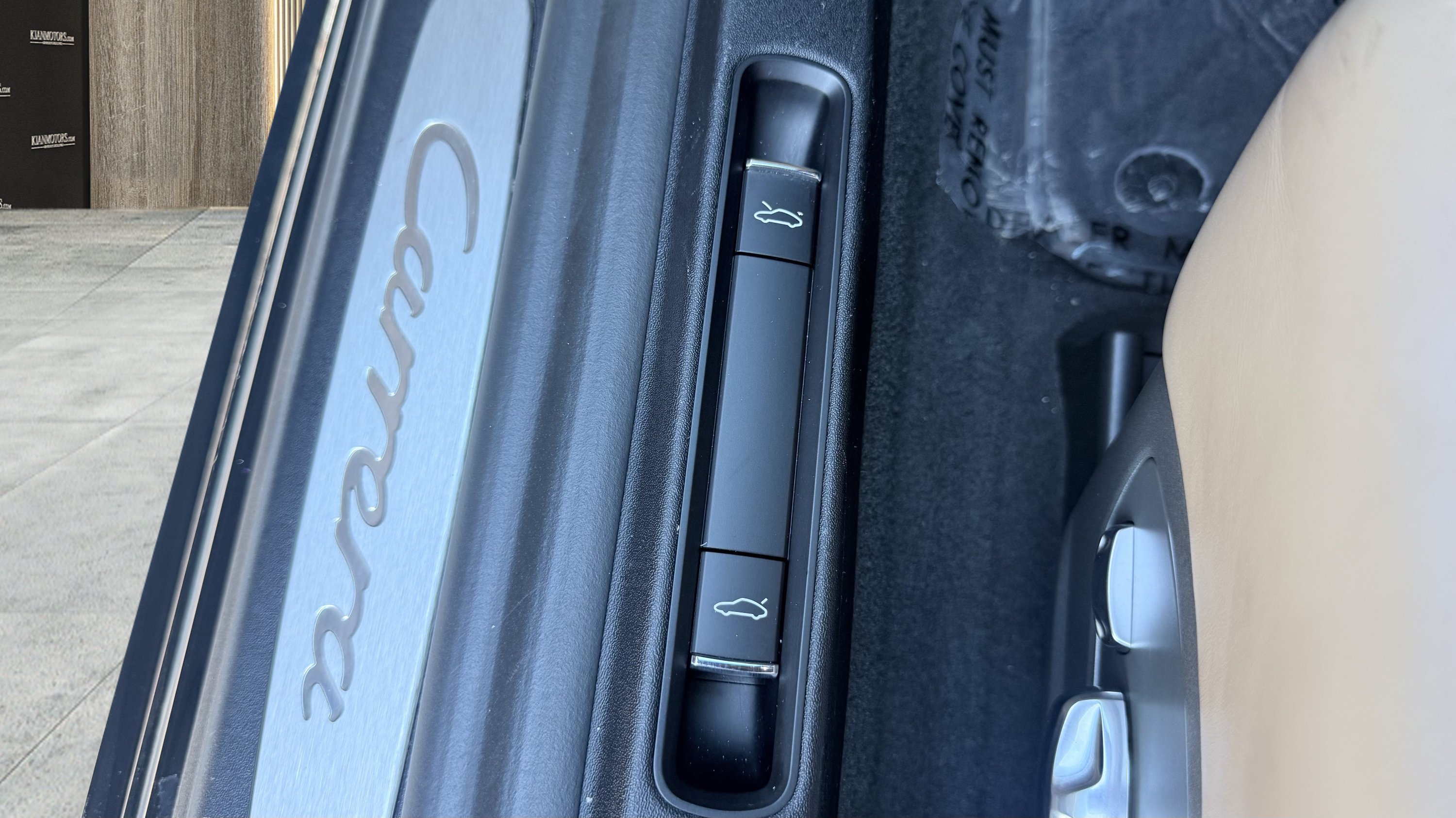 Used 2018 Porsche 911 Carrera RWD image 36