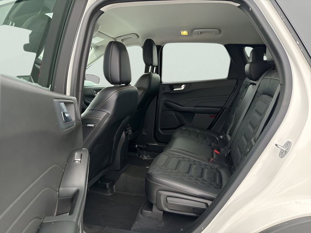 Used 2023 Ford Escape Platinum w/ Premium Technology Package image 19