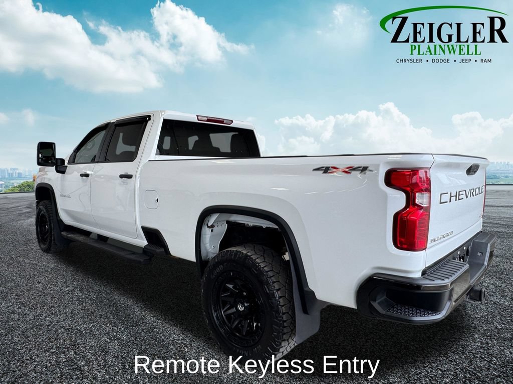 Used 2022 Chevrolet Silverado 2500 Custom w/ Custom Value Package AWD/4WD image 3