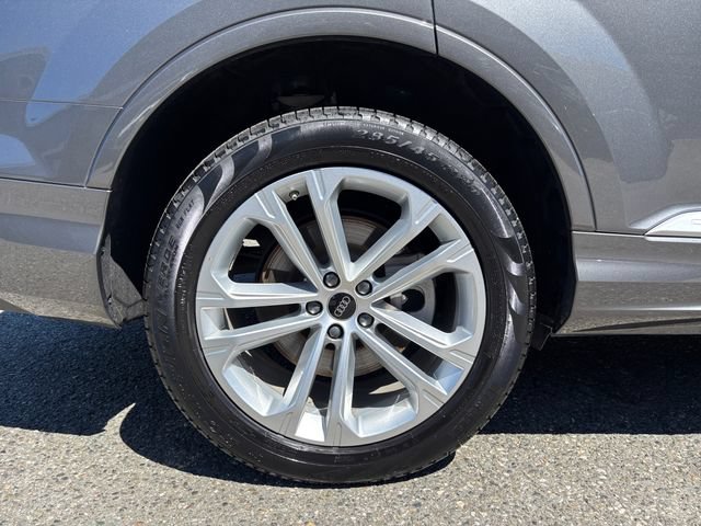Used 2025 Audi Q7 3.0T Premium Plus AWD/4WD image 28