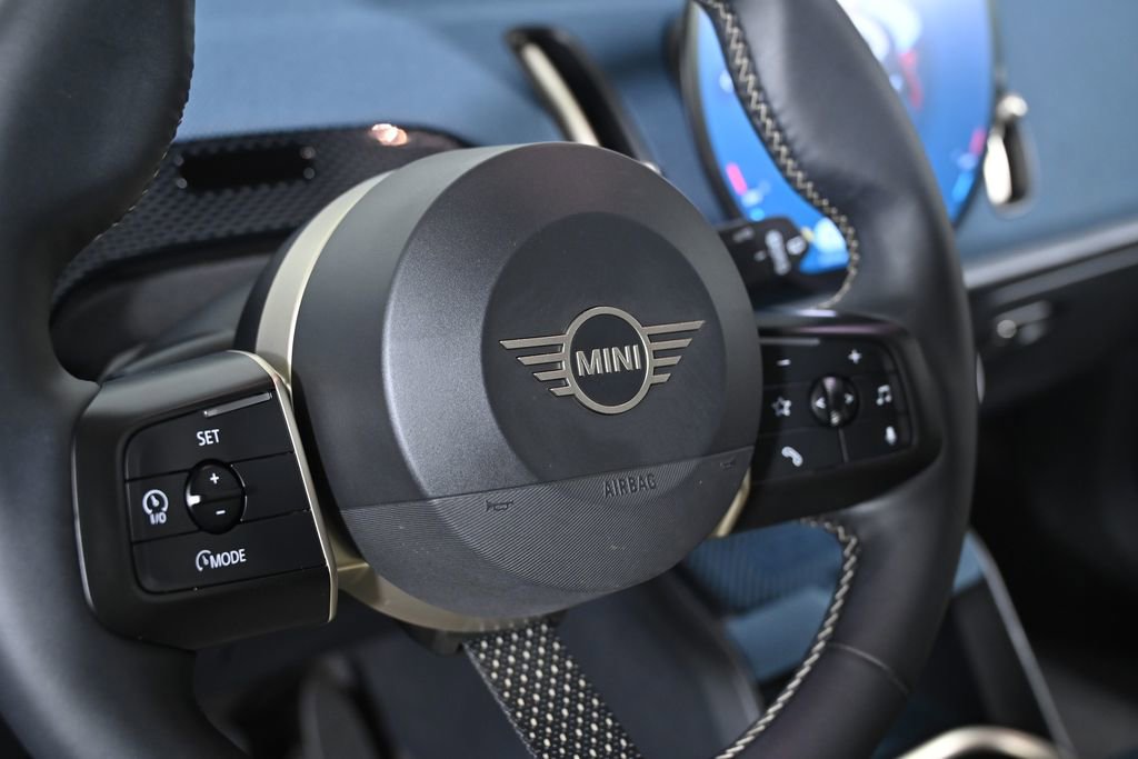 Certified 2025 MINI Cooper Countryman S w/ Comfort Package Max AWD/4WD image 16