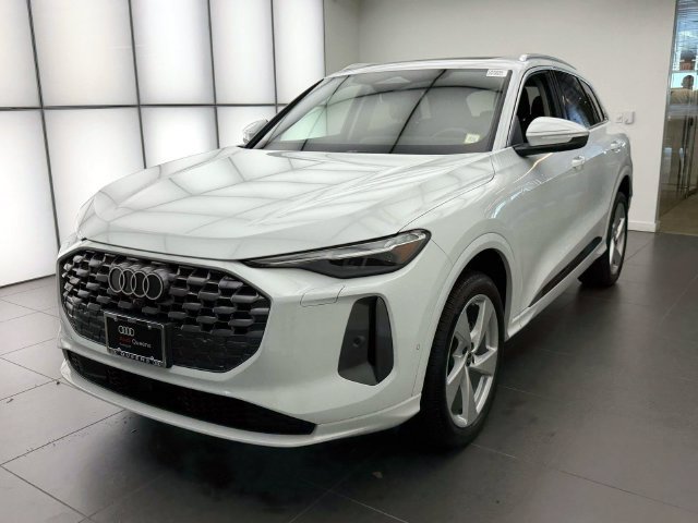 Used 2025 Audi Q5 Premium Plus