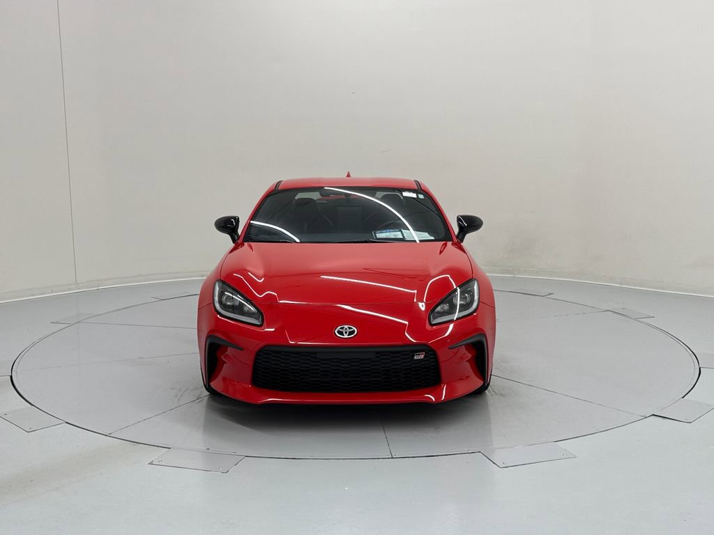 Used 2025 Toyota GR86 Premium w/ ALL Weather Mat Package (TMS) RWD image 8