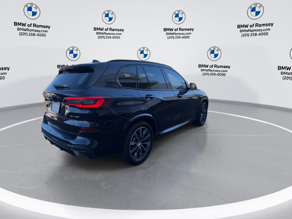 Used 2023 BMW X5 xDrive40i w/ M Sport Package AWD/4WD image 8