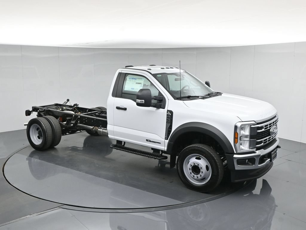 New 2026 Ford F450 XL w/ XL Chrome Package RWD image 35