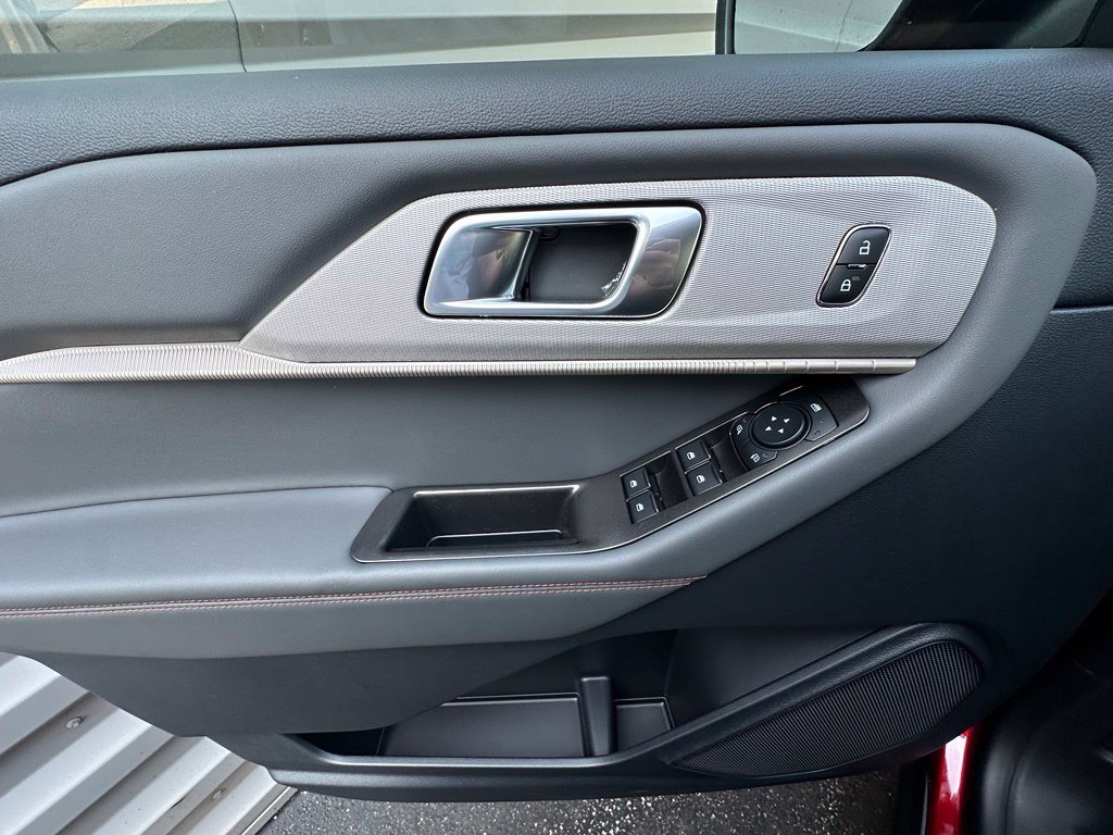 New 2027 Ford Explorer Active AWD/4WD image 17