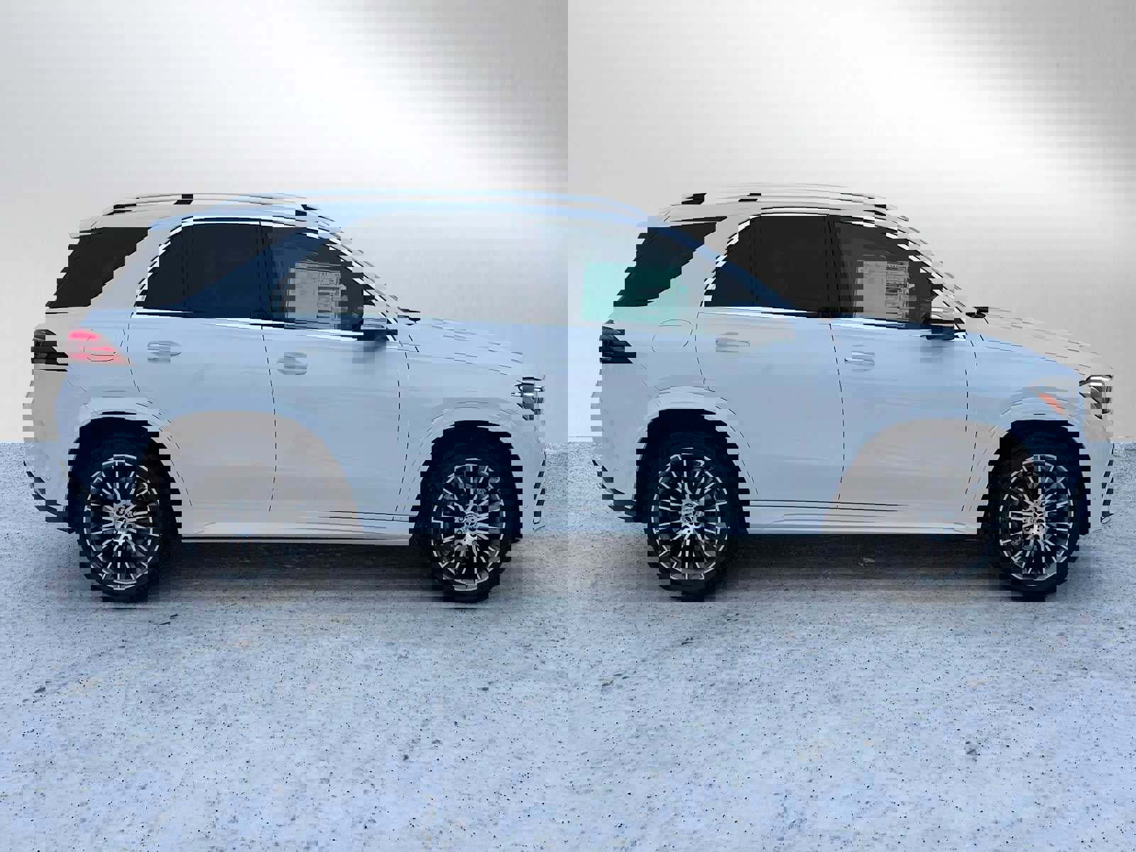 New 2026 Mercedes-Benz GLE 450 4MATIC image 2