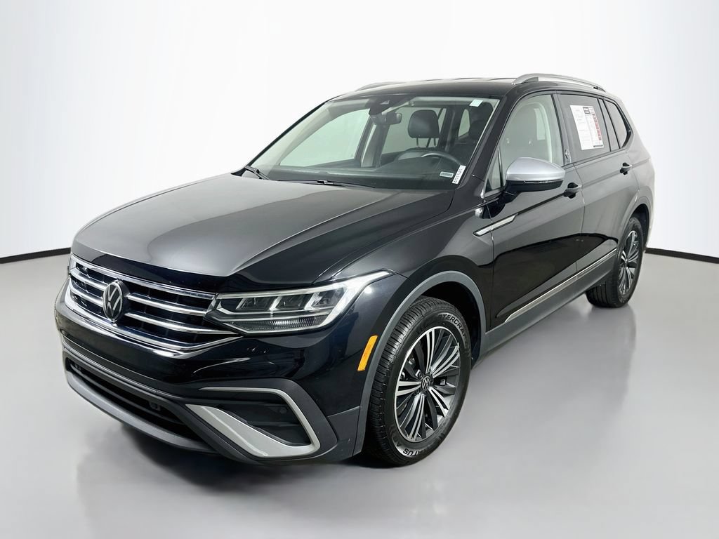 Used 2024 Volkswagen Tiguan SE FWD video 3